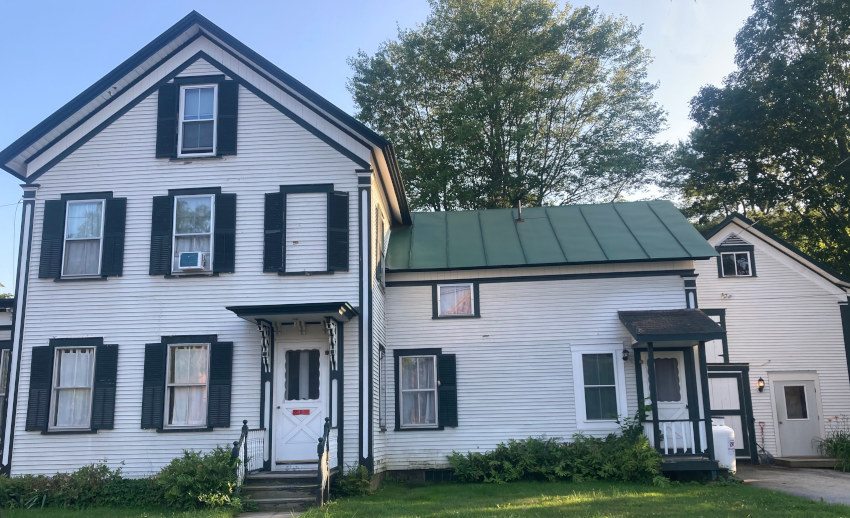 Photo of the original location of Ellis Music taken in 2025