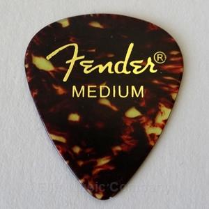 Fender Classic Celluloid Guitar Pick Medium (single)